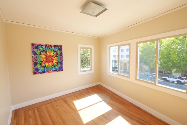 Foto del edificio - 2803 Telegraph Ave