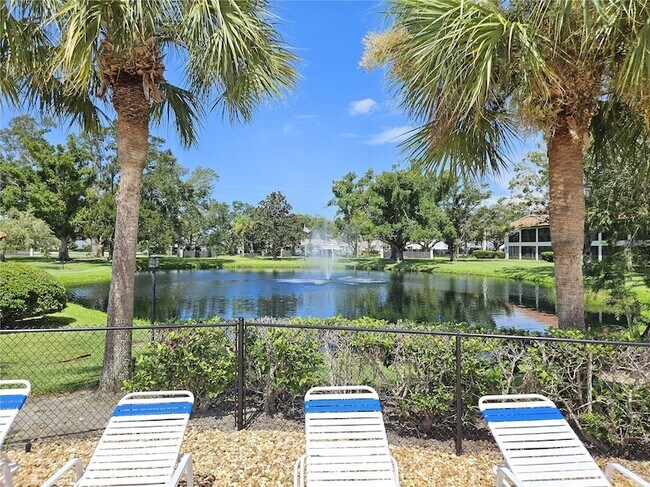 Building Photo - 744 Avenida Estancias