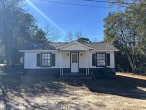 Building Photo - 116 Plaza Dr