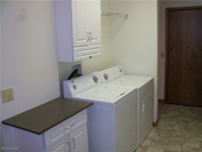 Foto del edificio - 108 5th St NE