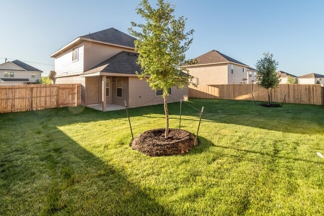 Building Photo - Tesoro Hills - 5019 War Horse Dr San Anton...