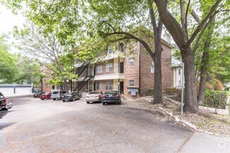 Building Photo - 2100 San Gabriel St