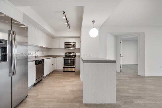 Foto del edificio - 1500 Bay Rd