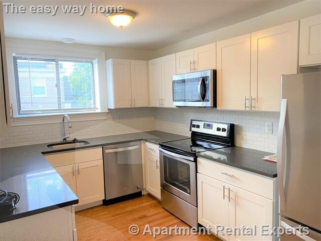 Photo - 134 Summer St Apartment