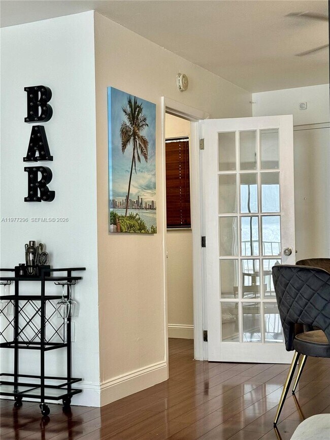 Foto del edificio - 1615 Meridian Ave