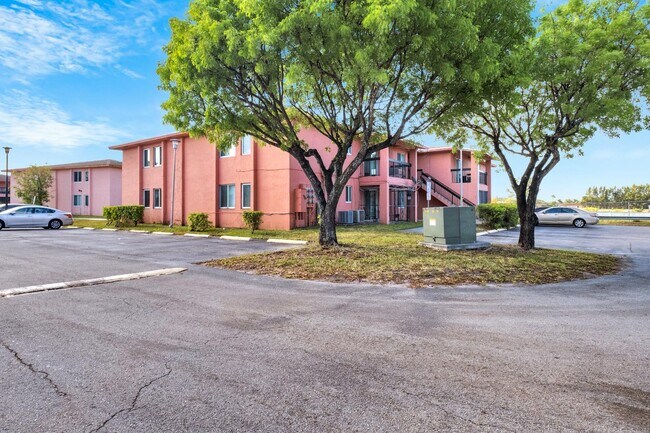 Foto del edificio - 2020 NW 119th St