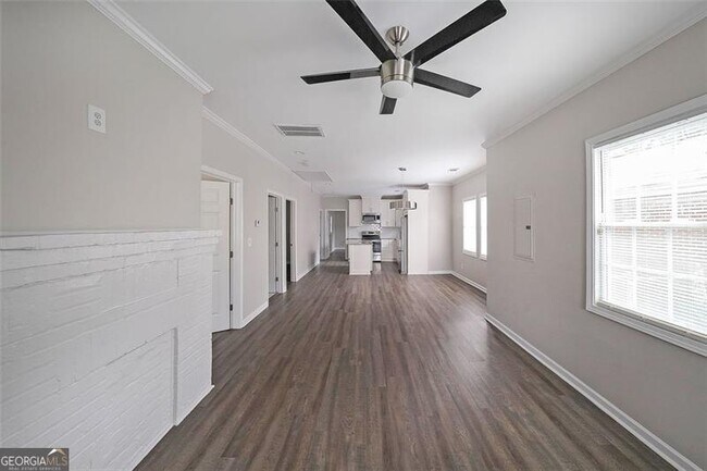 Foto del edificio - 983 Harwell St NW