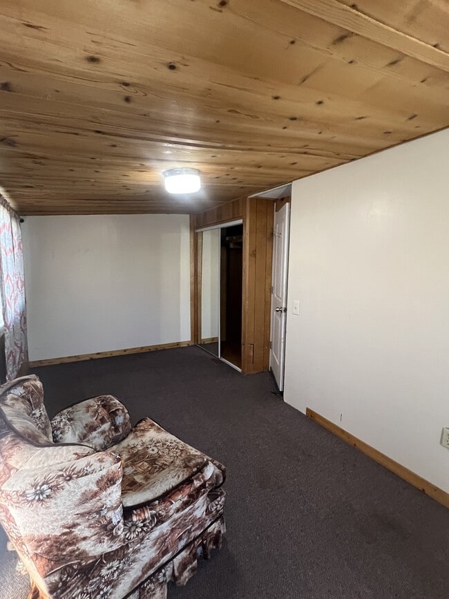 Foto del edificio - 1565 Ray's Rd