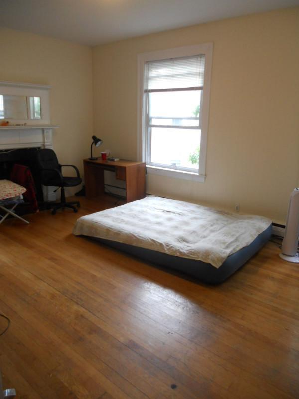 Foto del edificio - 2 Ashford Ct
