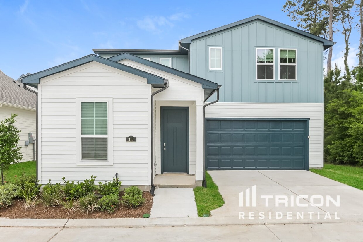 Foto principal - 9835 Willow Creek Commerce Dr