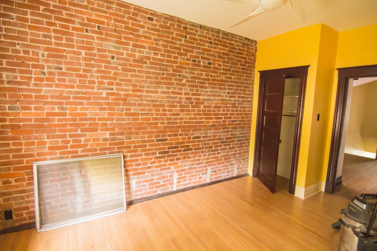 Foto principal - 4140 Botanical Ave