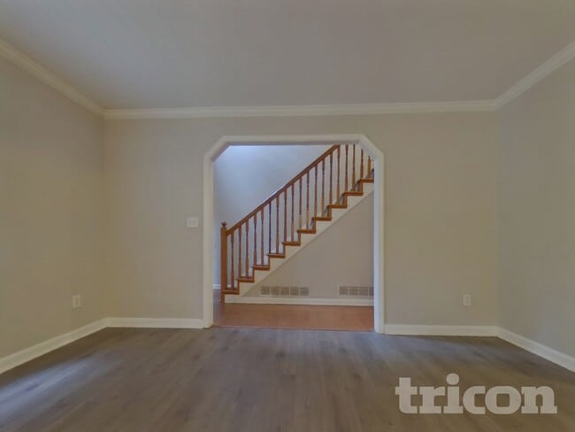 Building Photo - 21 Oliver Ct