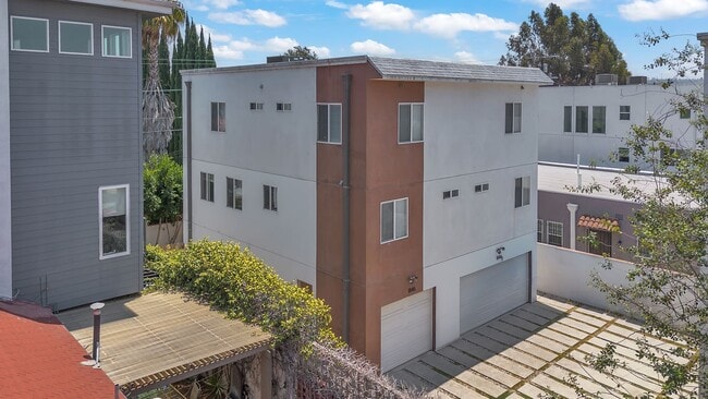 Photo - 1846 South Curson Avenue Apartment