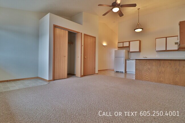 Building Photo - Sensational 1 Bedroom Apartment in Tea
