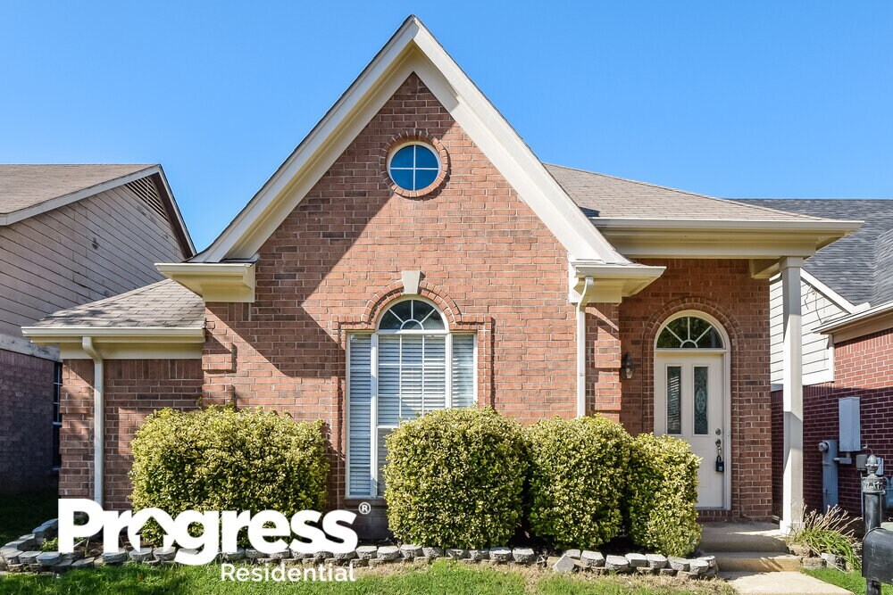 6880 Showboat Ln, Cordova, TN 38018 House Rental in Cordova, TN