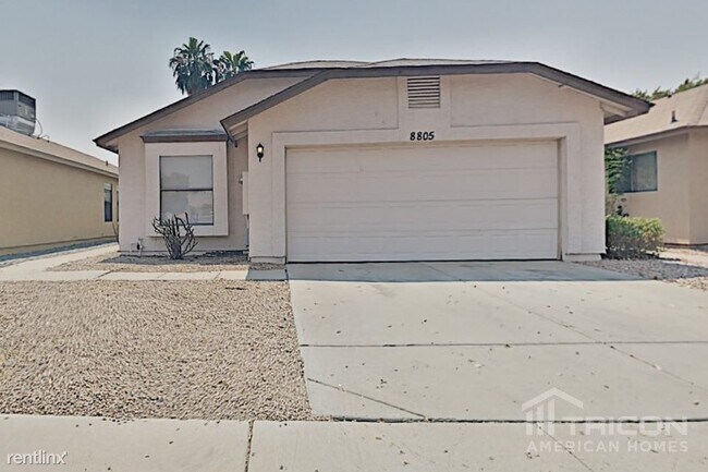 Building Photo - 8805 W Amelia Ave