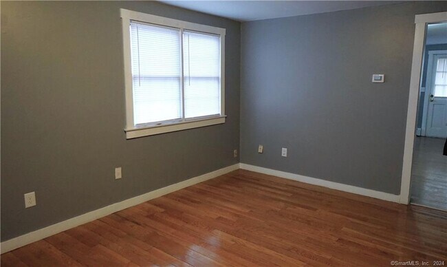 Foto del edificio - 65 Columbus St