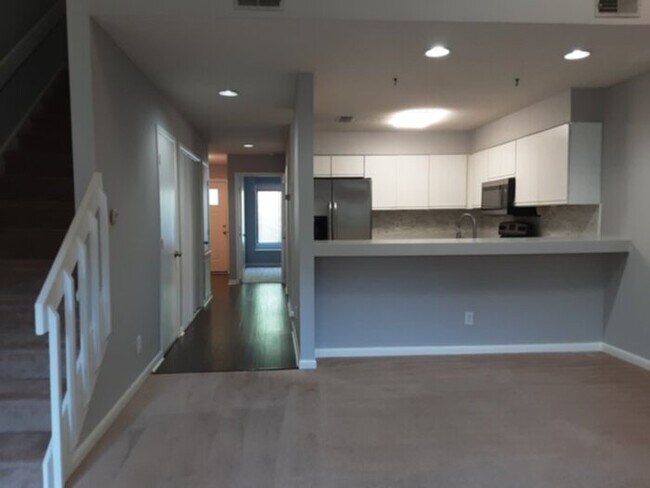 Building Photo - 518 Cypress Trace Dr. Fayetteville Nc 28314