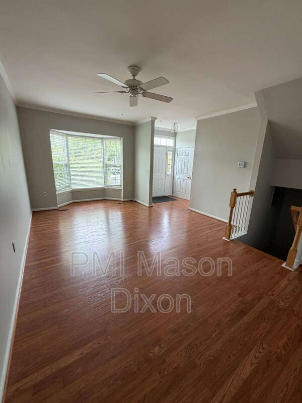 Foto del edificio - 2404 Sandwich Ct