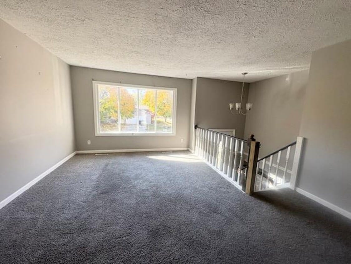 Primary Photo - Split Level 4 Bedroom