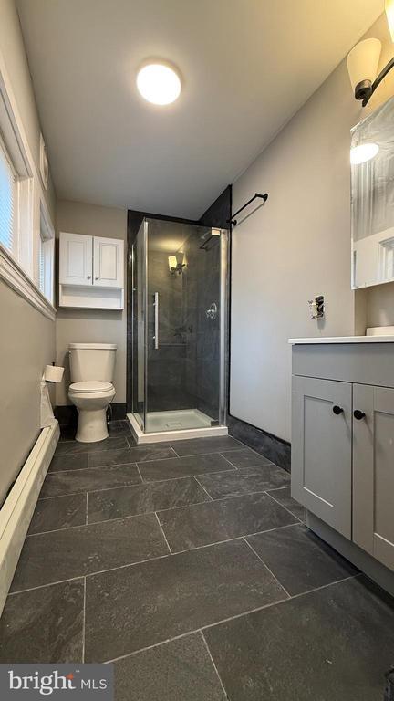 Building Photo - 7827 Montgomery Ave