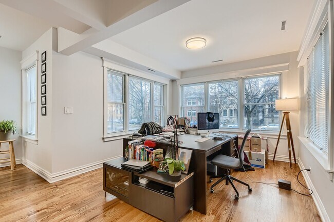 Foto del edificio - 4239 N Ashland Ave