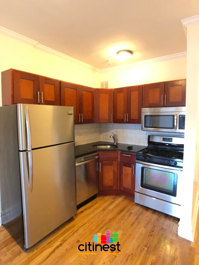 Building Photo - 157 Garfield Pl