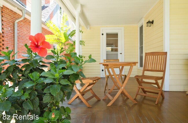 Foto del edificio - 4 br, 3 bath House - 1112 Maxwell Avenue