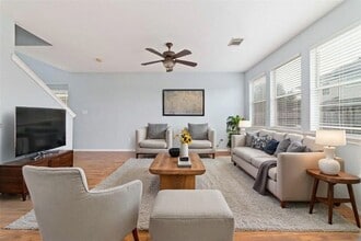 Building Photo - 8734 Rainglen Ln