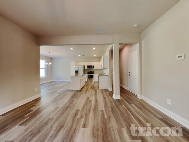 Building Photo - 10 Berkmar Way