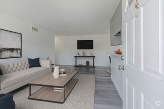 Building Photo - 34818 Starling Dr