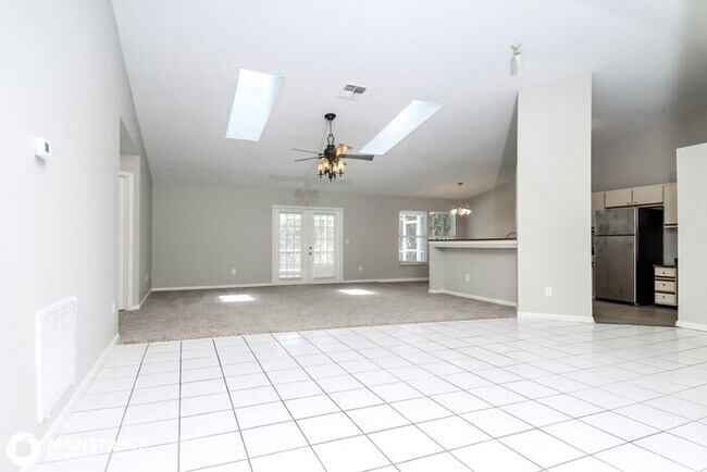 Building Photo - 4115 Moreland Dr, Valrico, FL 33596