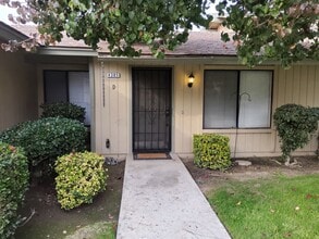 Building Photo - 4305 Planz Rd