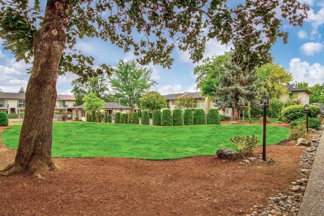 Foto del edificio - Covington Square Apartments