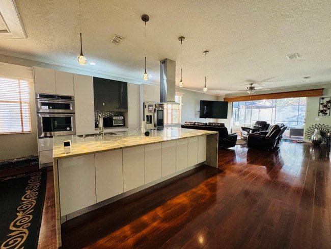 Foto del edificio - 11745 Via Lucerna Cir