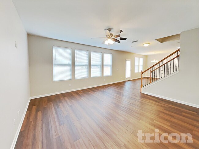 Foto del edificio - 703 Bench Ln