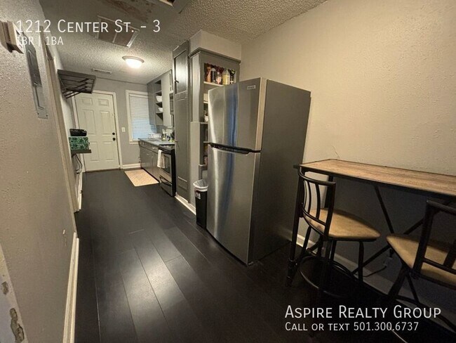 Foto del edificio - 1212 Center St