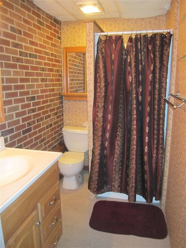 Foto del edificio - 720 Ashley Dr