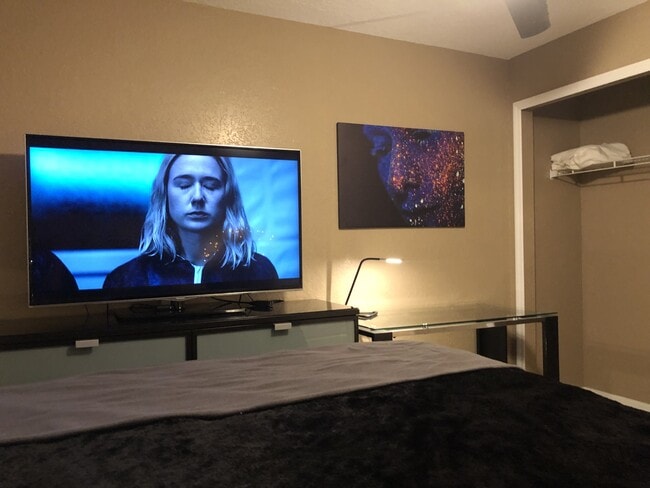 Foto del edificio - 1165 Bryn Mawr Dr