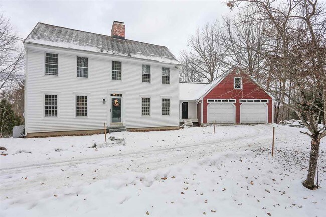Foto del edificio - 740 Broad Cove Rd