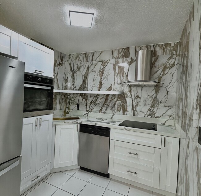 Foto del edificio - 8120 SW 4th Pl