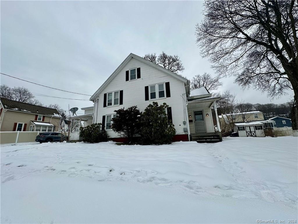 5 Sterling Pl, New Milford, CT 06776 Room for Rent in New Milford, CT