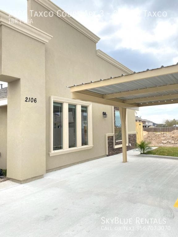 Building Photo - 2106 Taxco Ct