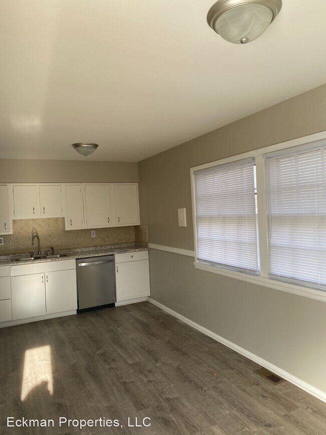 4 Br 1 Bath House 609 Logan Place House For Rent In Lexington Ky Apartments Com