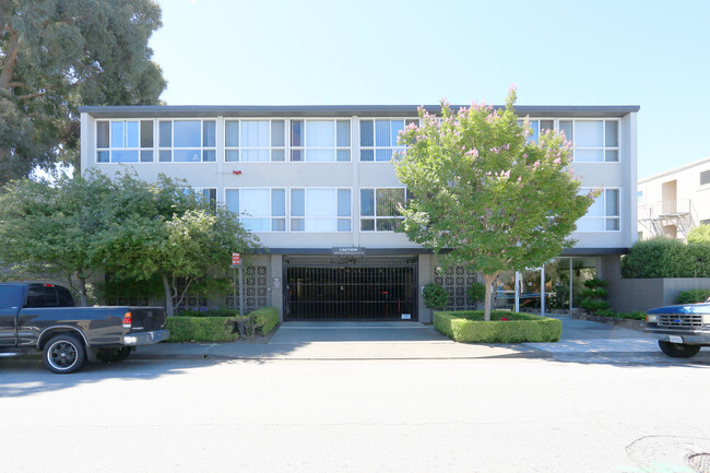 Building Photo - 36th Avenue Apartments