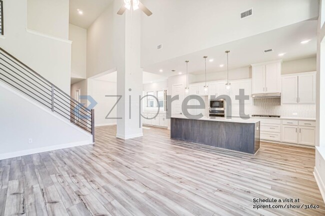 Building Photo - 1713 Friendship Ln