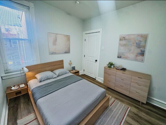 Foto del edificio - Refreshed 3BR/1.5Bth Home! Section 8 Only