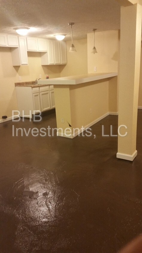 Foto del edificio - 3401 E 38th St