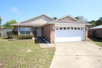 Building Photo - 386 Mizzen Ln