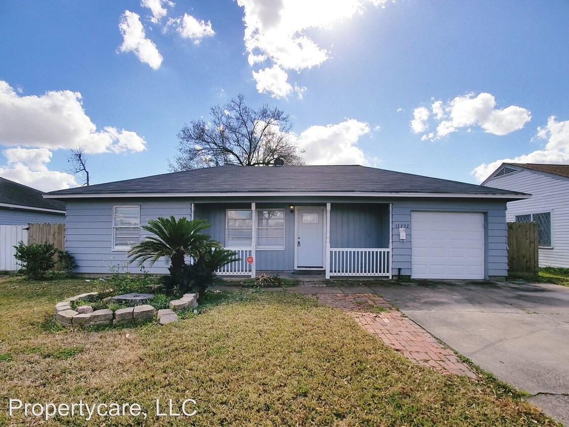 Primary Photo - 4 br, 2 bath House - 13222 Emporia St.